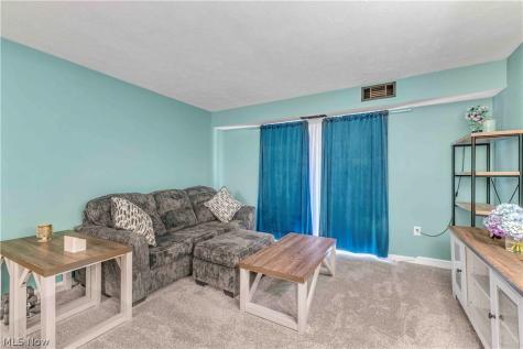 8455 N Akins Road North Royalton OH 44133