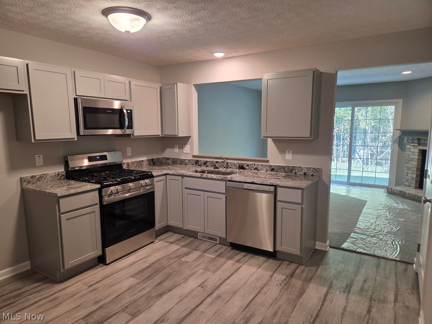 3743 Freedom Place Lorain OH 44053