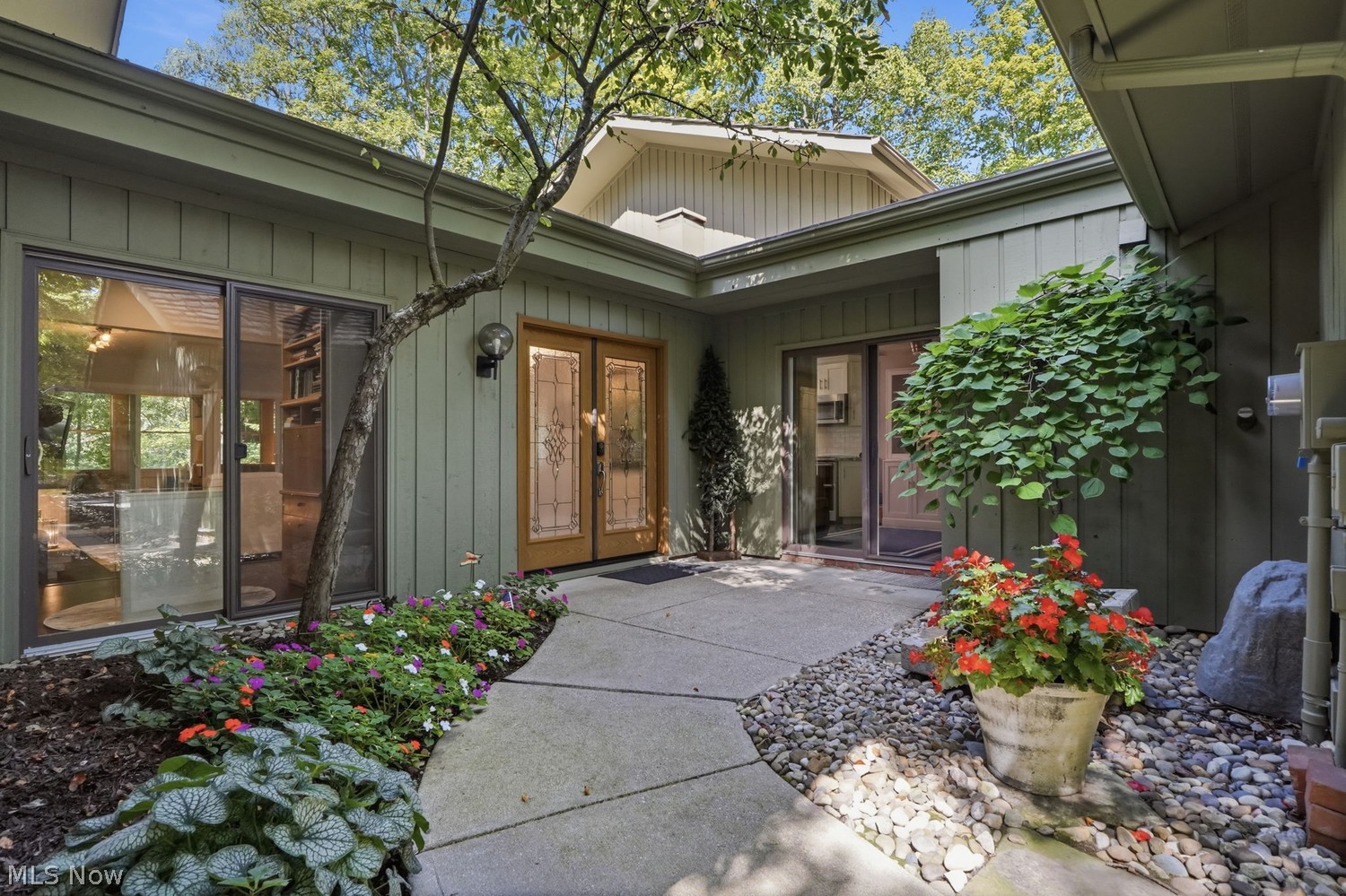 Aurora OH, 624 Russet Woods Lane
