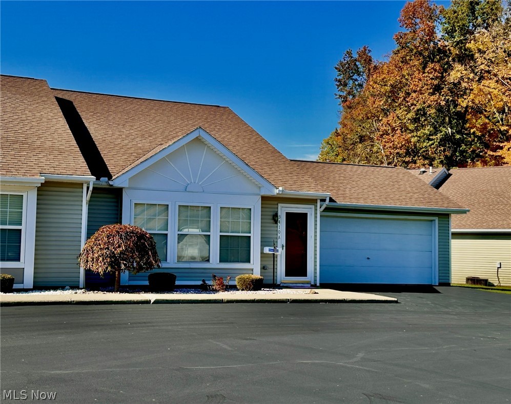 3410 Eagles Loft Cortland OH 44410
