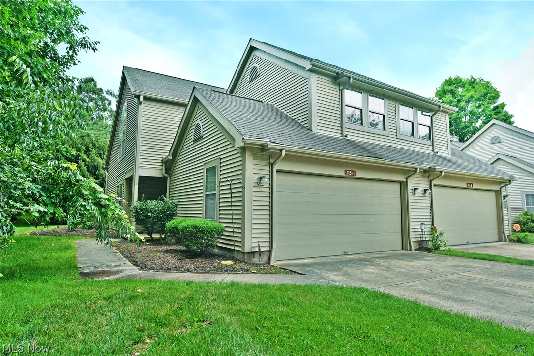 115 N Aspen Court NE Warren OH 44484