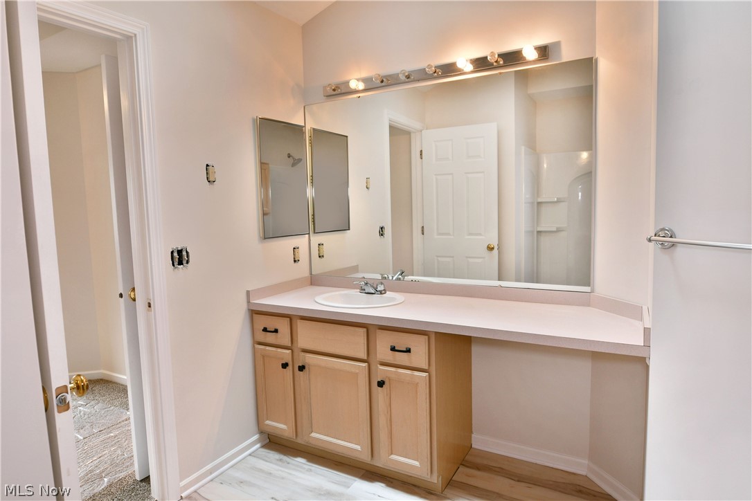 115 N Aspen Court NE Warren OH 44484
