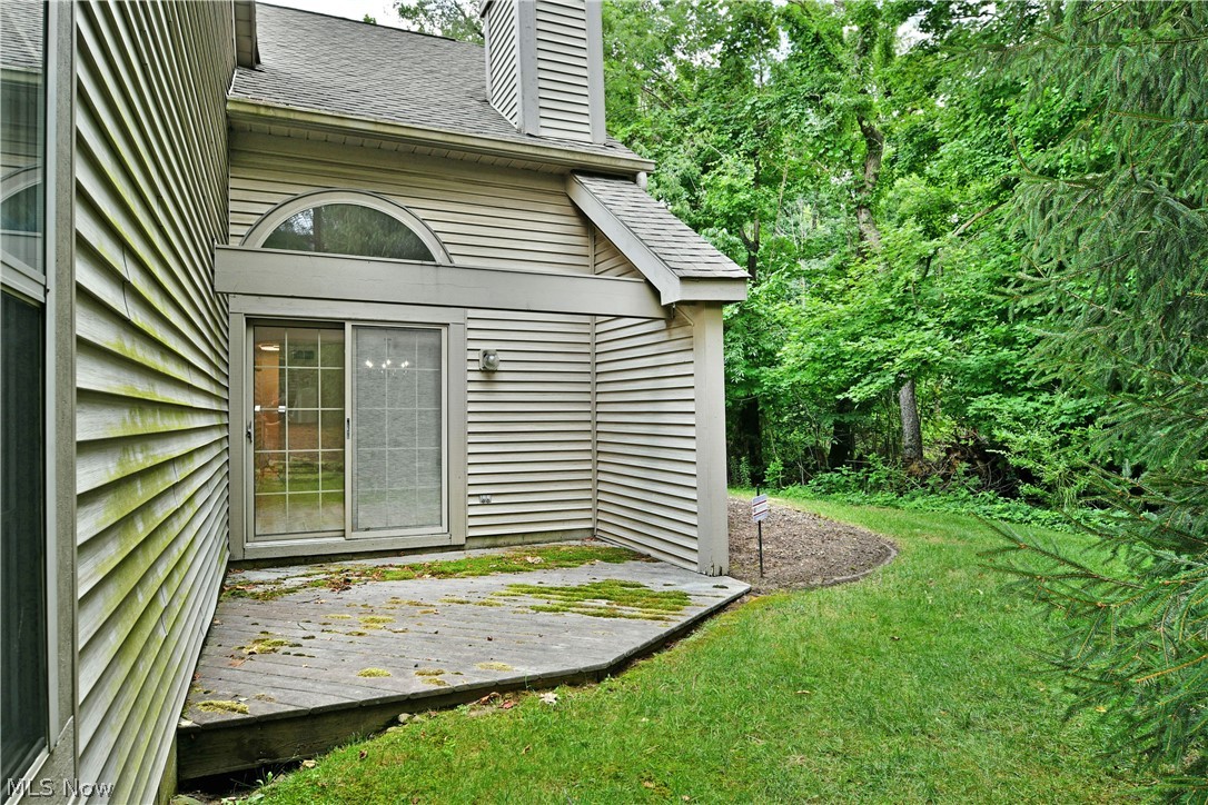 115 N Aspen Court NE Warren OH 44484