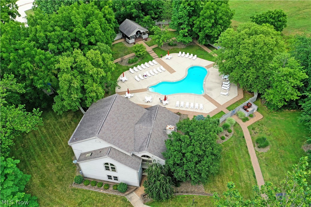 115 N Aspen Court NE Warren OH 44484