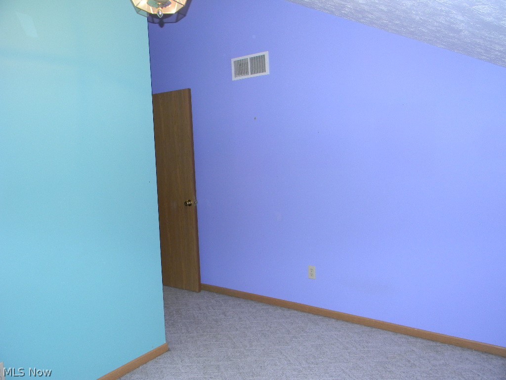 3257 A Pheasant Run Road Cortland OH 44410