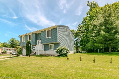 10015 Windjammer Trail Aurora OH 44202