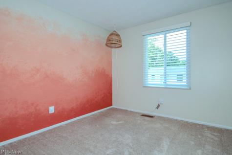 10015 Windjammer Trail Aurora OH 44202