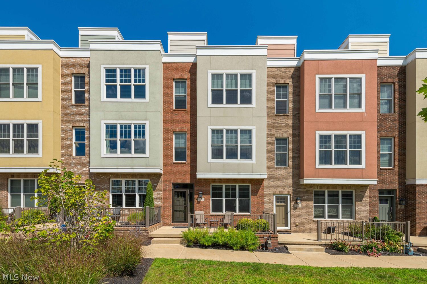 16 Mckinley Place Lakewood OH 44107