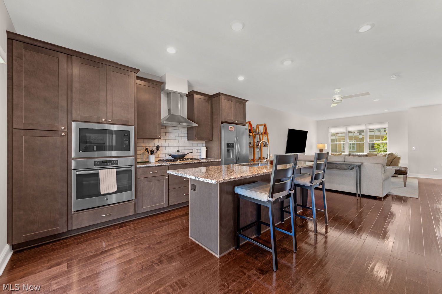 16 Mckinley Place Lakewood OH 44107