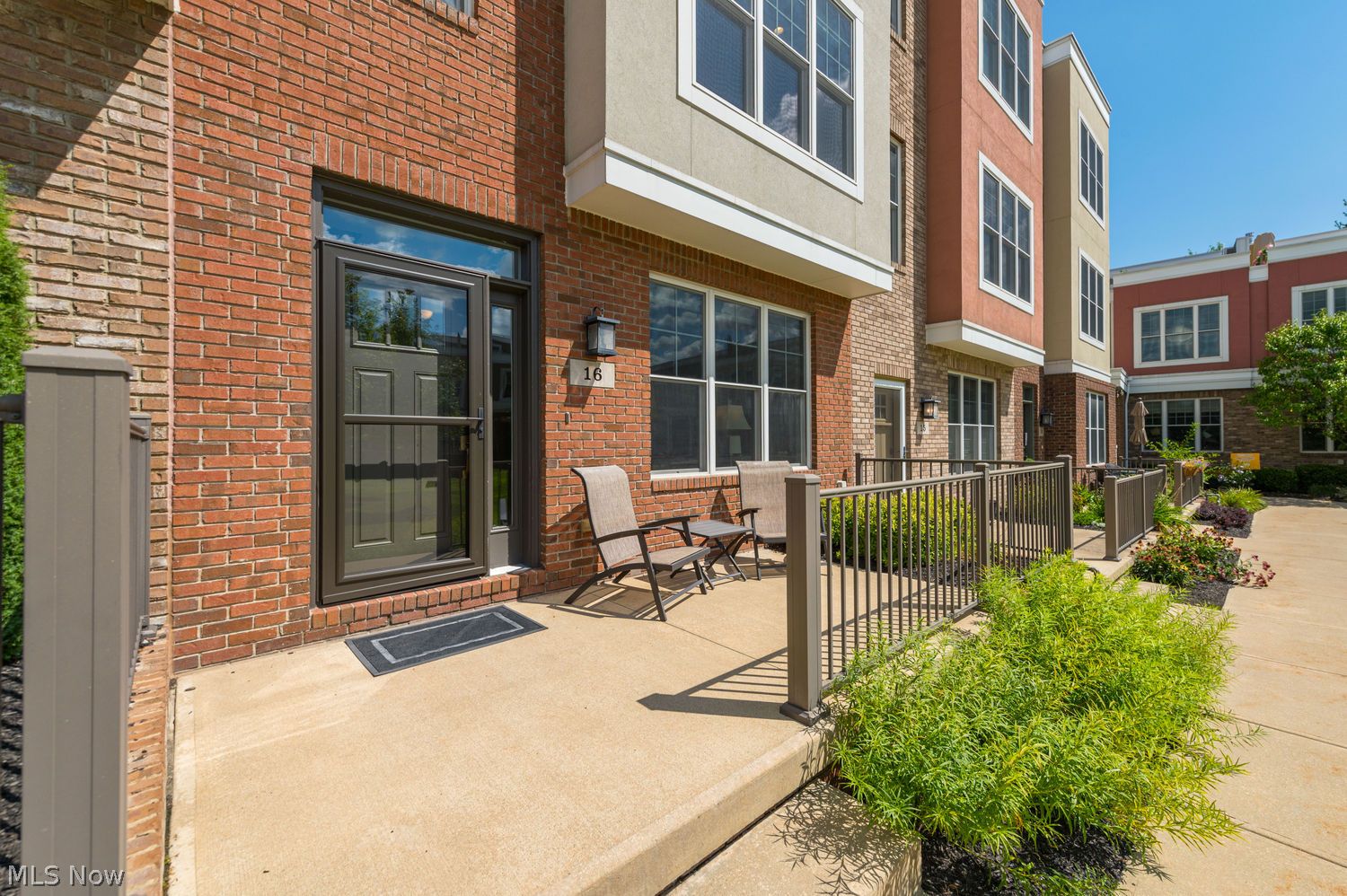 16 Mckinley Place Lakewood OH 44107