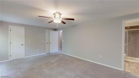 19533 Idlewood Trail Strongsville OH 44149