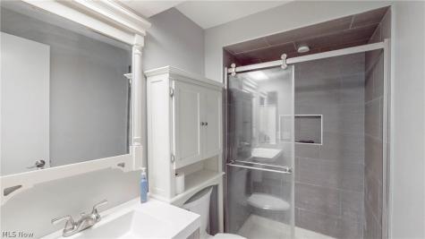 19533 Idlewood Trail Strongsville OH 44149