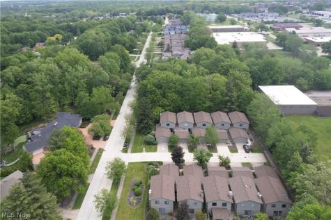 19533 Idlewood Trail Strongsville OH 44149