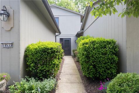 19533 Idlewood Trail Strongsville OH 44149