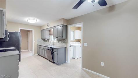 19533 Idlewood Trail Strongsville OH 44149