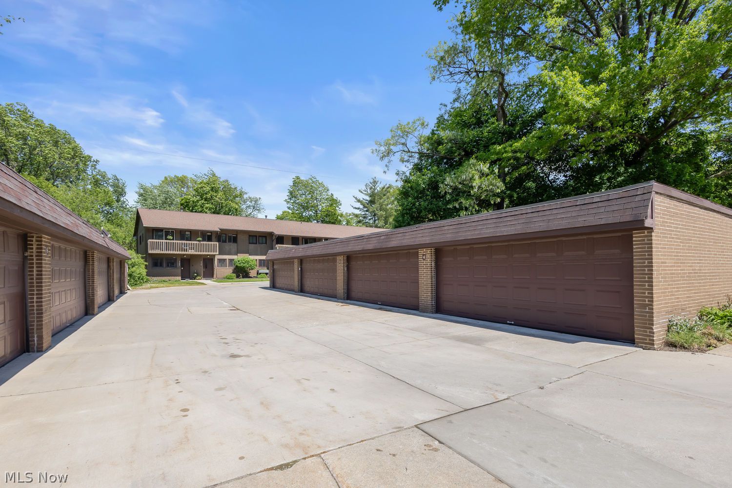 2479 Euclid Heights Boulevard Cleveland Heights OH 44106
