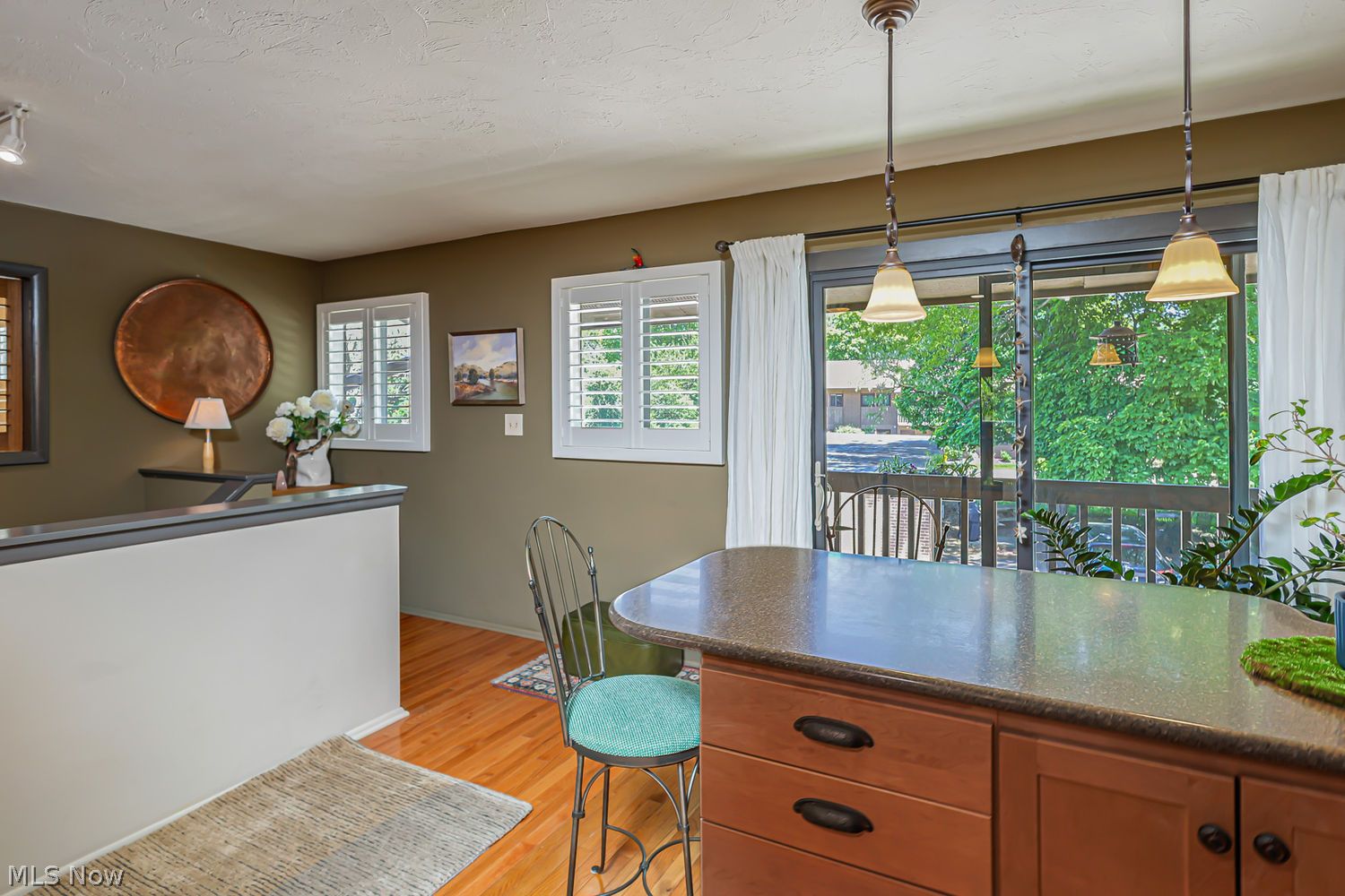 2479 Euclid Heights Boulevard Cleveland Heights OH 44106