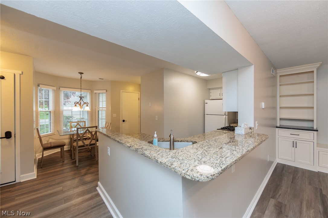 16457 Emerald Point Middleburg Heights OH 44130