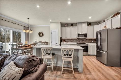 3017 Bonita Circle SE Canal Fulton OH 44614