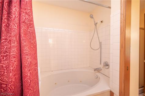 535 Wilcox Road Youngstown OH 44515