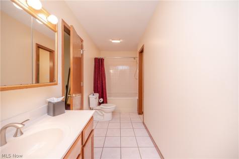 535 Wilcox Road Youngstown OH 44515