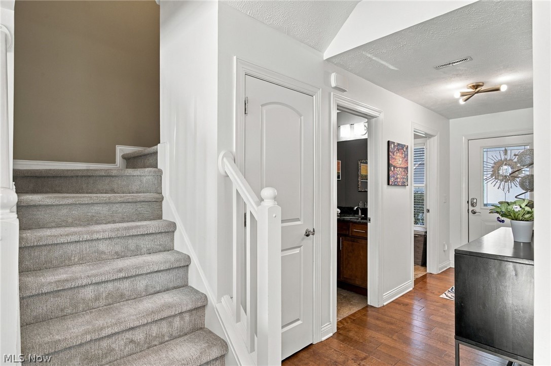 163 Larimar Drive Willowick OH 44095