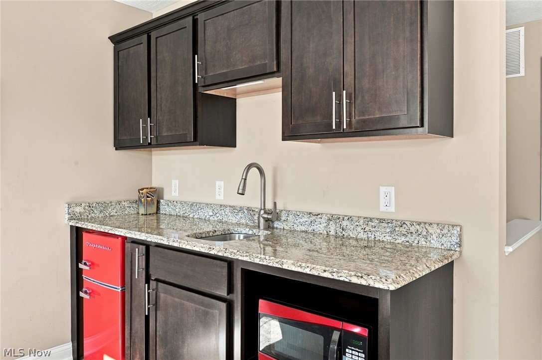 163 Larimar Drive Willowick OH 44095