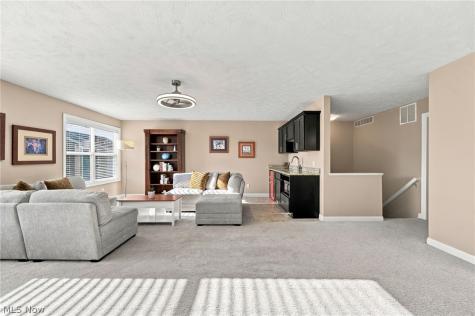 163 Larimar Drive Willowick OH 44095