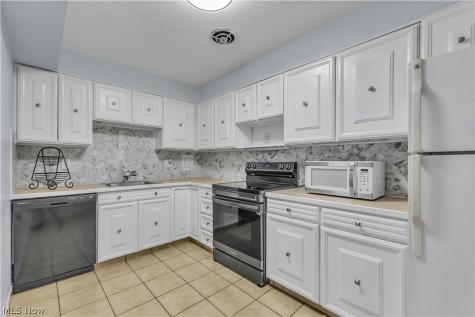 3167 Linden Road Rocky River OH 44116