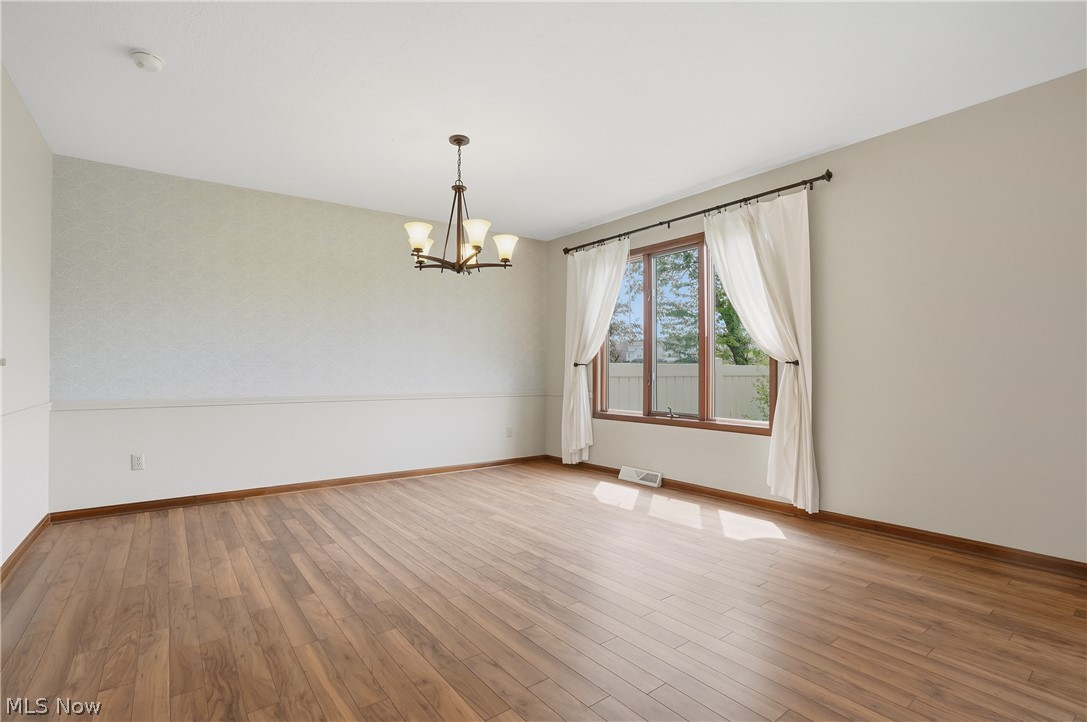 33 Picadilly Court Kent OH 44240