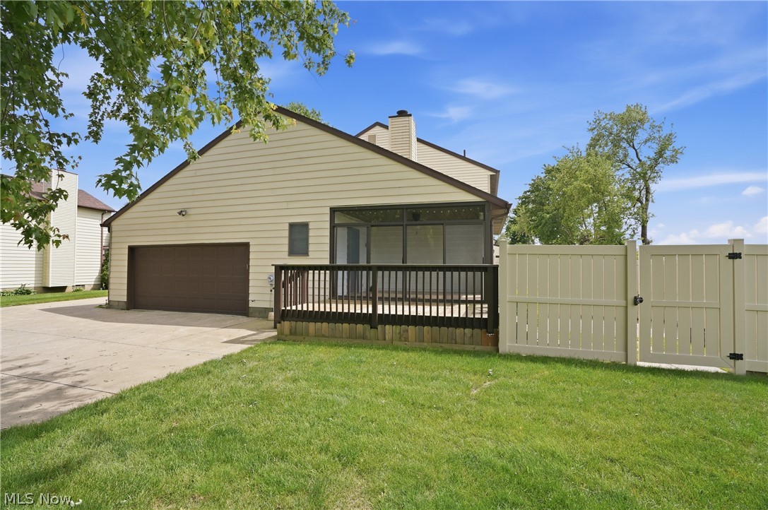 33 Picadilly Court Kent OH 44240