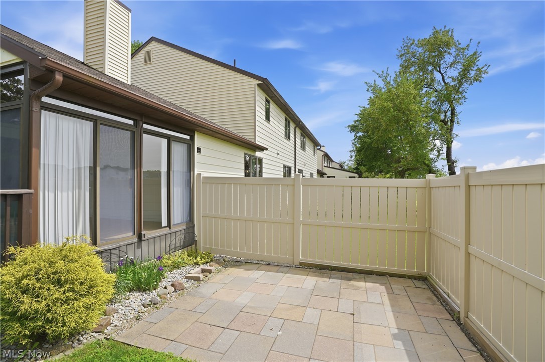 33 Picadilly Court Kent OH 44240