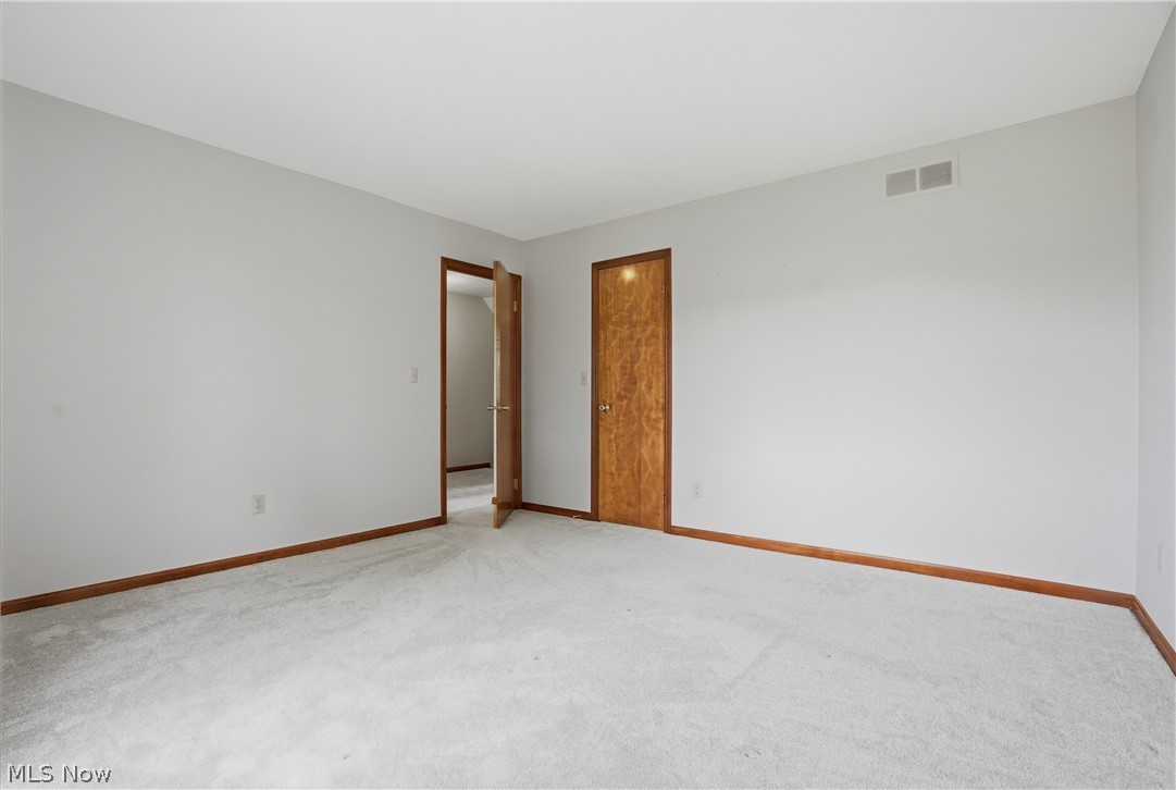 33 Picadilly Court Kent OH 44240
