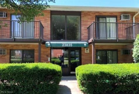 23835 David Drive North Olmsted OH 44070
