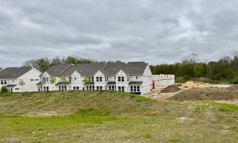 945-3 Memory Lane Aurora OH 44202