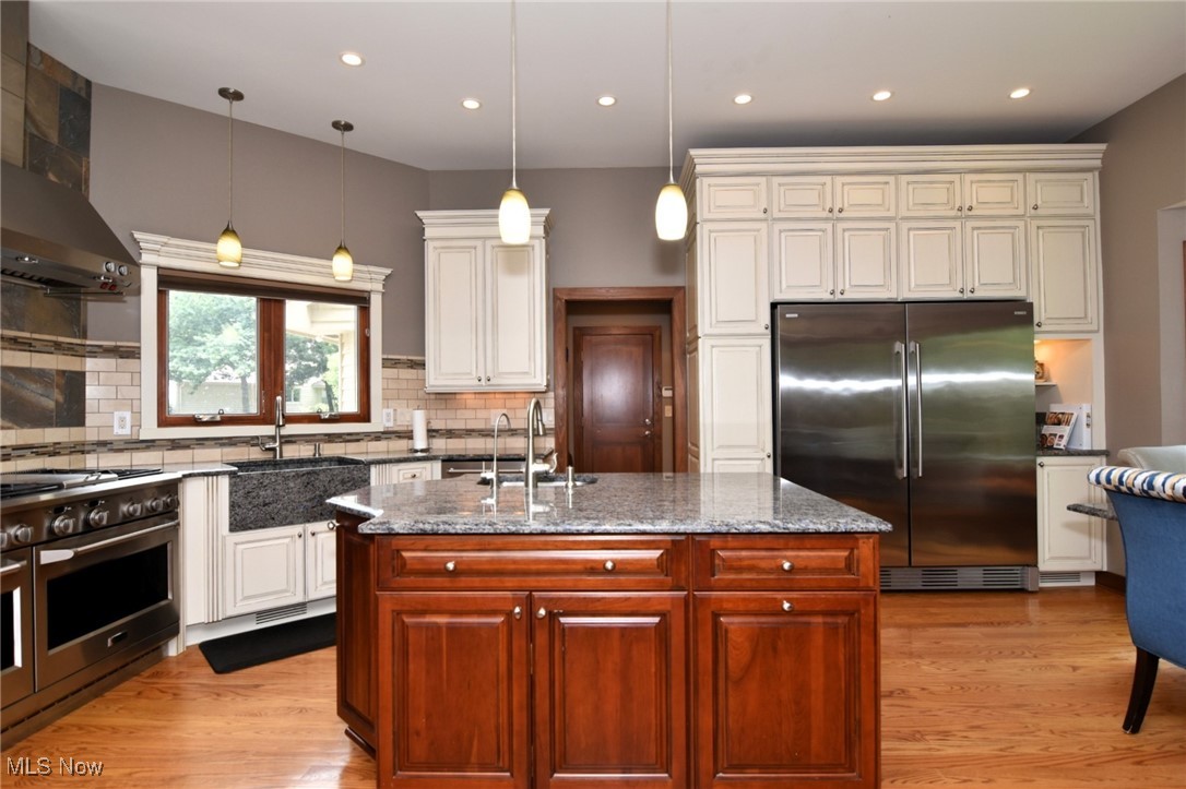 10 Hyde Park Beachwood OH 44122