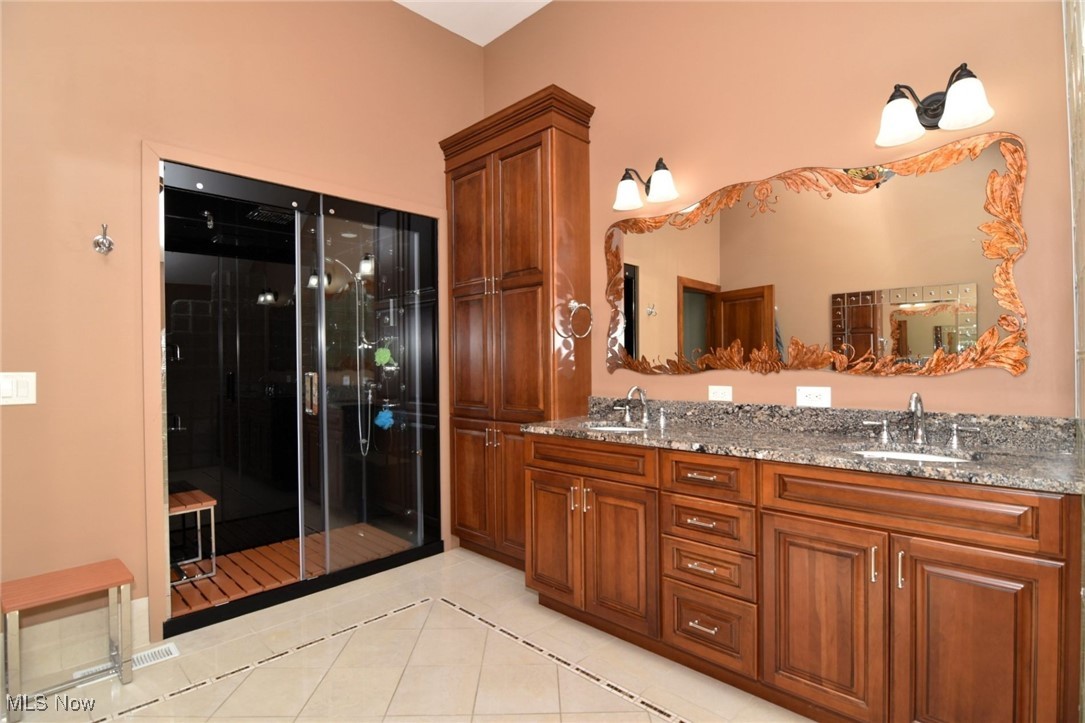 10 Hyde Park Beachwood OH 44122