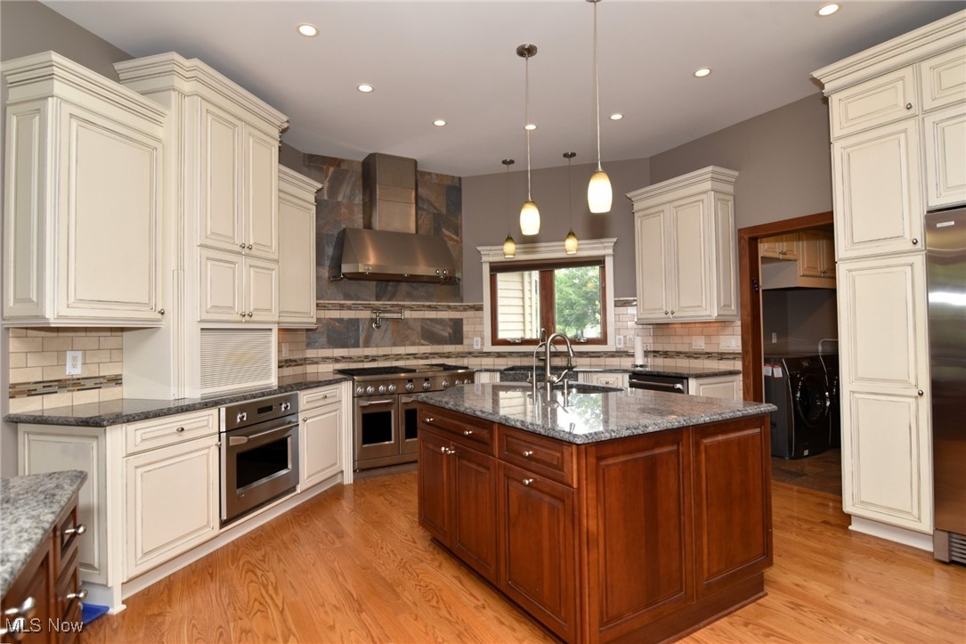 10 Hyde Park Beachwood OH 44122