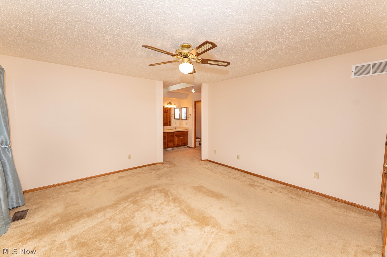 6748 Waterford Lane Mentor OH 44060