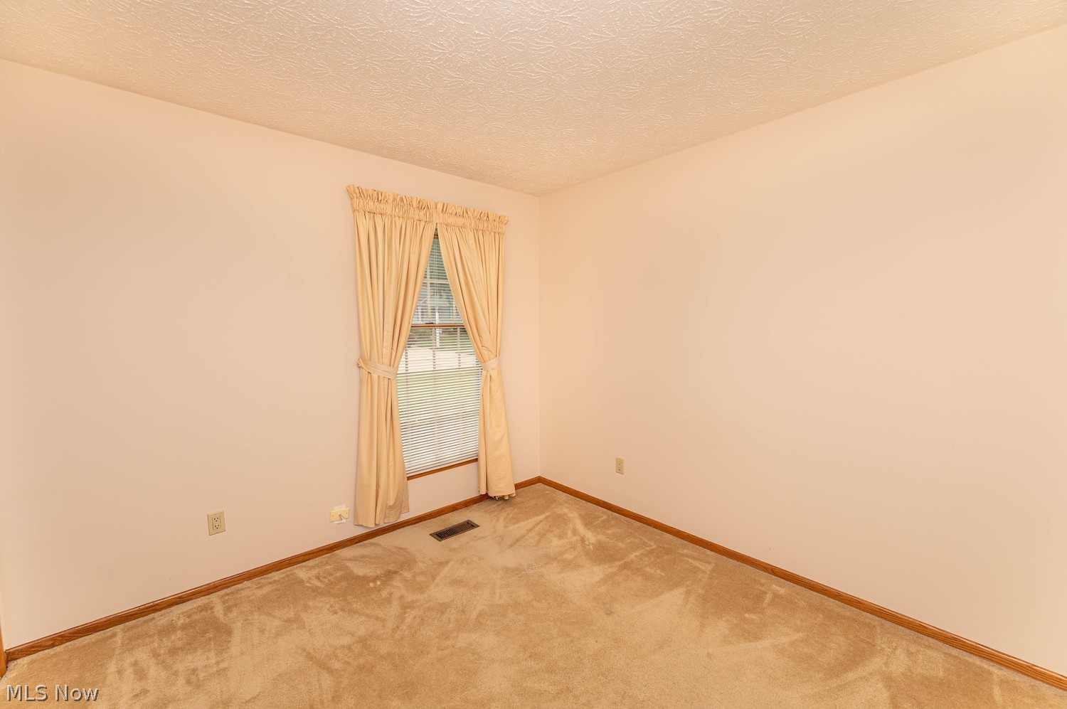 6748 Waterford Lane Mentor OH 44060