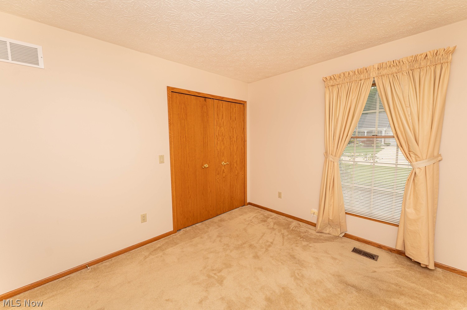 6748 Waterford Lane Mentor OH 44060
