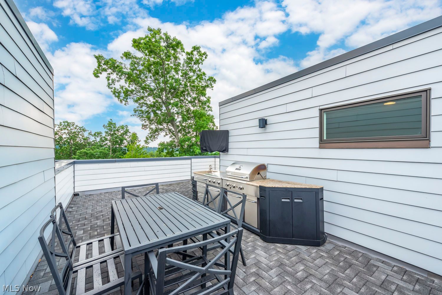 18875 Riversouth Fairview Park OH 44126