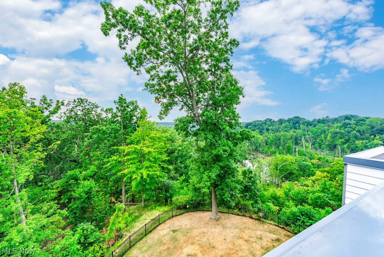 18875 Riversouth Fairview Park OH 44126