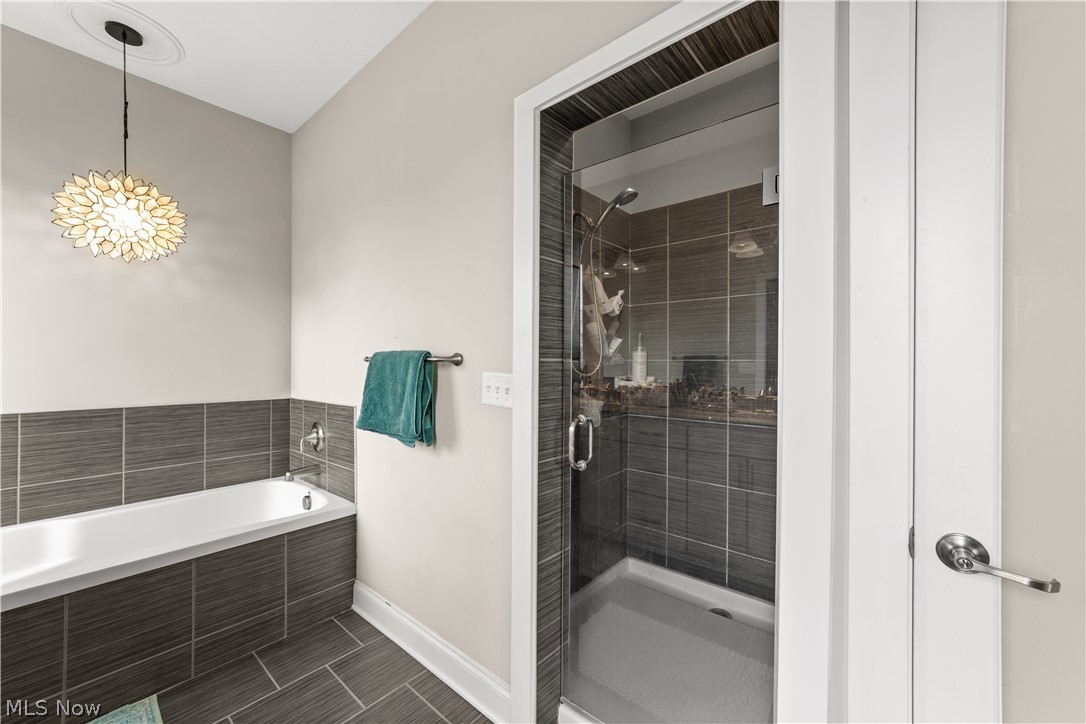 1421 Slate Court Cleveland Heights OH 44118