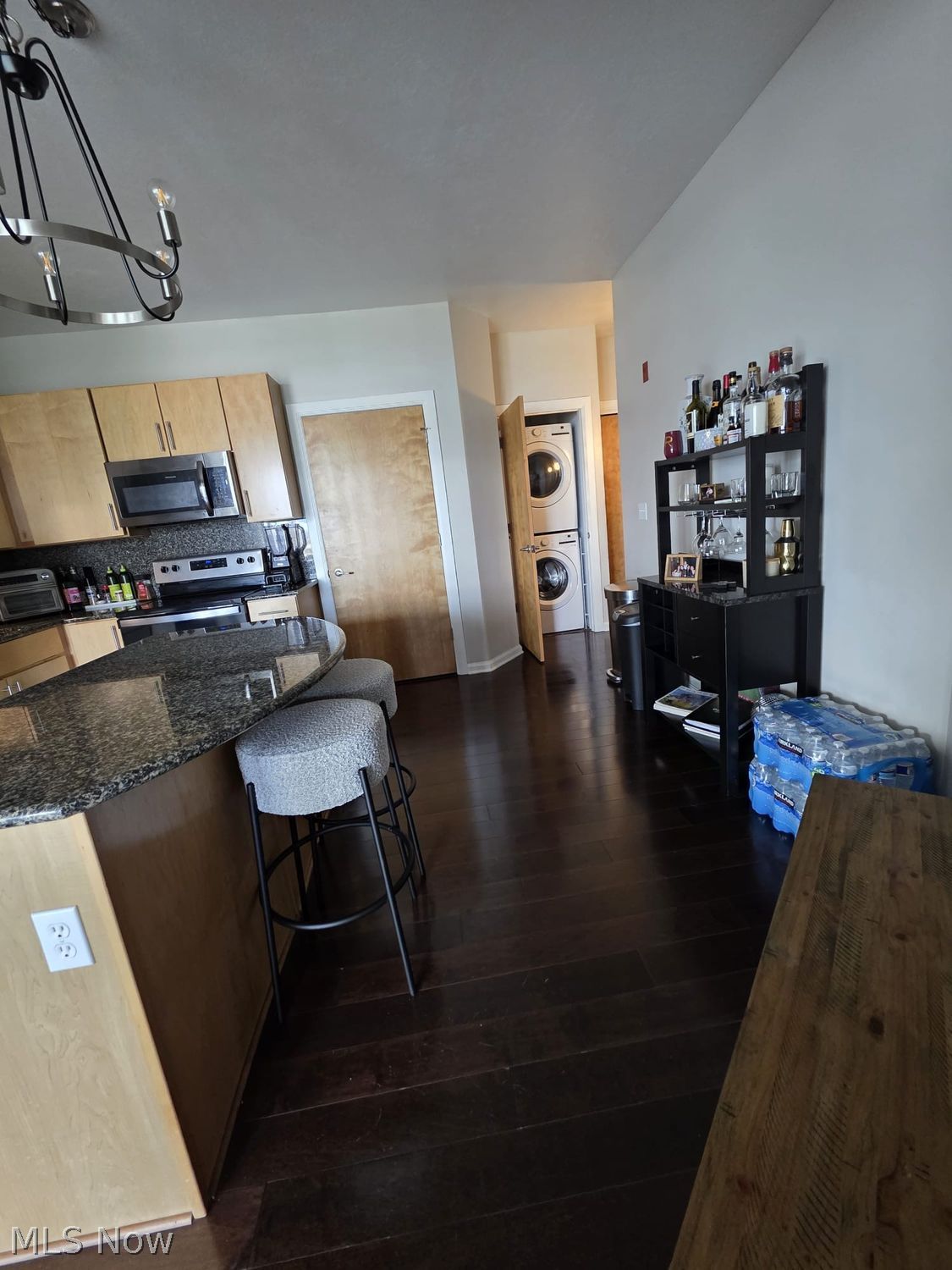 1237 Washington Avenue Cleveland OH 44113