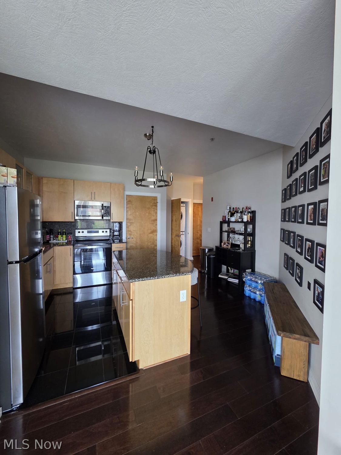1237 Washington Avenue Cleveland OH 44113