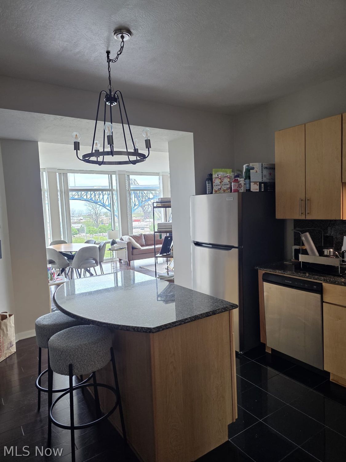 1237 Washington Avenue Cleveland OH 44113