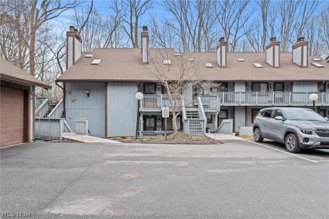 515 Meredith Lane Cuyahoga Falls OH 44223