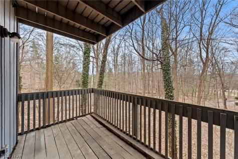 515 Meredith Lane Cuyahoga Falls OH 44223