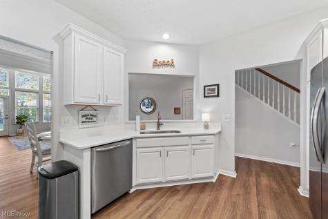 33175 Fairport Drive Avon Lake OH 44012